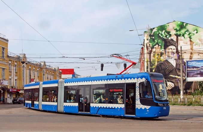 Kijowianie już jeżdżą tramwajem Pesy