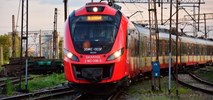 Bez biletu, z dopłatą czy na własną rękę - jak Wołomin, Piaseczno i Legionowo dowożą do Warszawy?