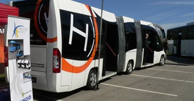 Hunnoid: zawieszony sen o rewolucji w transporcie zbiorowym