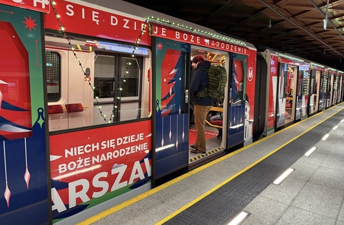 Świąteczne metro uszkodzone! Czy wróci jeszcze na trasę przed świętami?