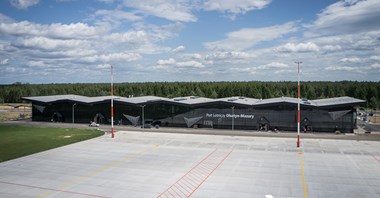 Szymany. Pierwsze lotnisko ze skoordynowanymi lotami i pociągami?