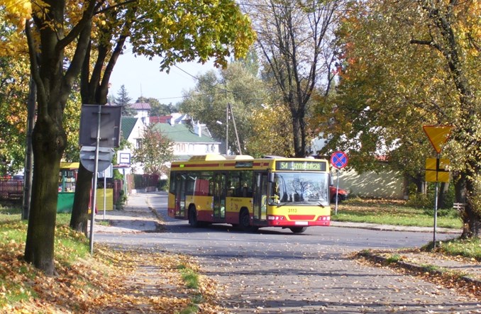 Łódzka reforma komunikacji: Częściowy odwrót z osiedli. Potrzeba dłuższych przygotowań