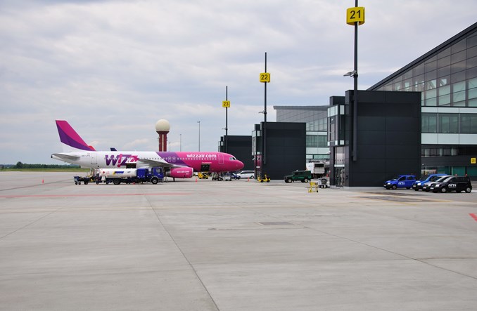 Przyszłość połączeń kolejowych do polskich portów lotniczych