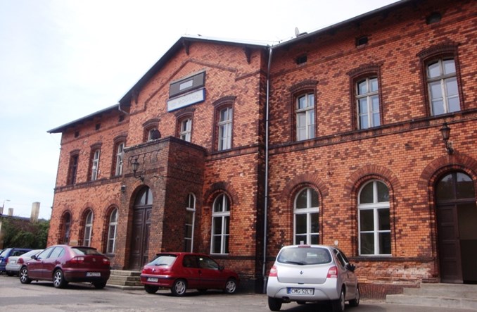 Sześć wielkopolskich dworców przy liniach 353 i 131 do przebudowy