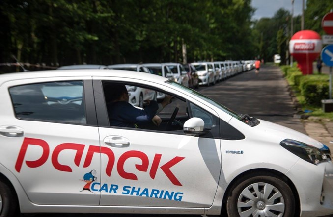 Warszawa: Prywatny carsharing z hybrydami