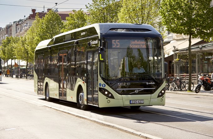 Hybryda, elektryczna hybryda, elektrobus – czym się różnią?