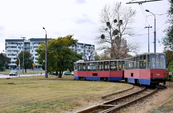 Bydgoszcz: Tramwaj na Kujawskiej. Wypada Trakcja i AB Kauno Tiltai, zostaje dwóch wykonawców