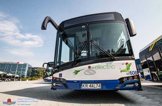 Bilet okresowy na krakowską komunikację w smartfonie