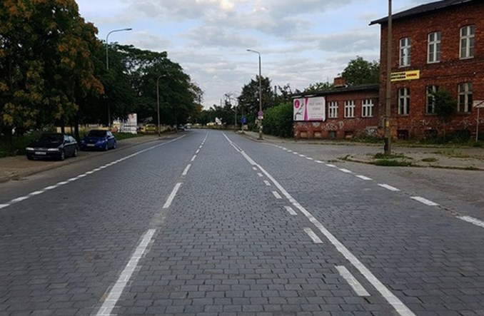 Wrocław. Buspas na Robotniczej już wymalowany