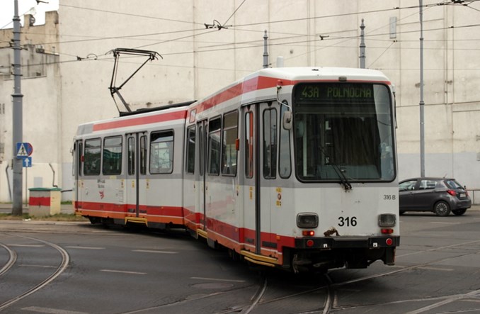 Łódź: Tramwaj podmiejski znów zwolnił