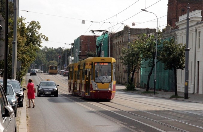 Łódź: Na Dąbrowę nadal autobusem zastępczym