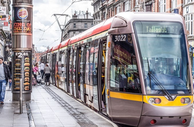 Irlandzki tramwajarz nie pojechał, bo kończył zmianę. Jest kara