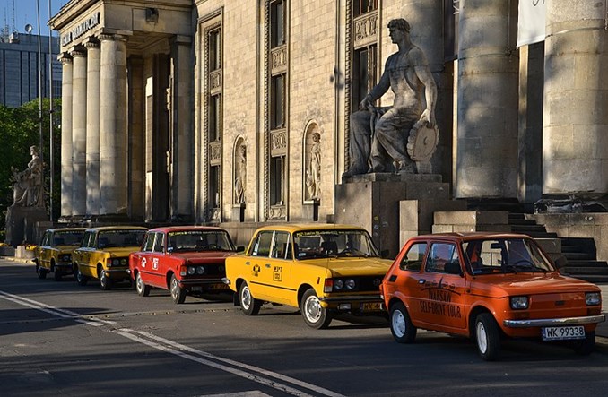 Warszawa. Dwa auta na gospodarstwo domowe to norma