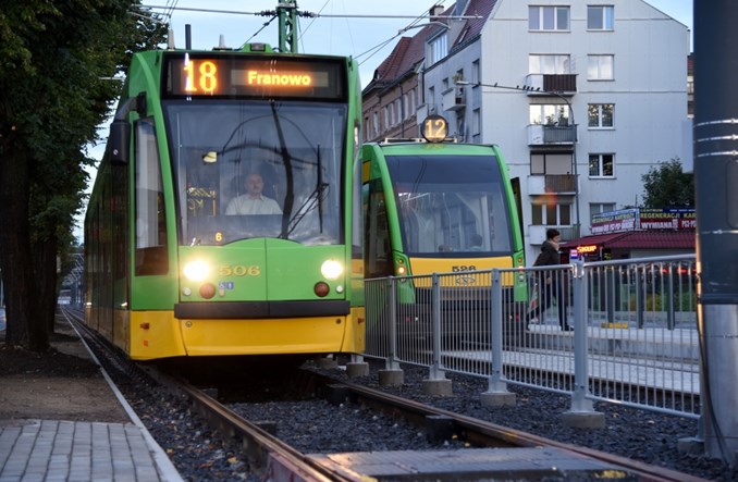 Poznań: W biletomatach ZTM jest już język ukraiński