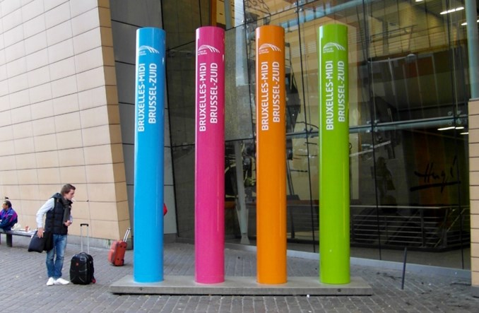 Bruksela. Taksówkarze nielegalnie konkurowali z autobusami