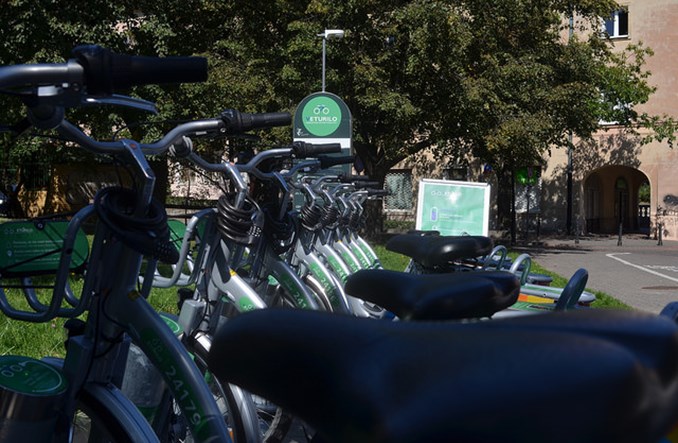 Warszawa. Elektryczne Veturilo z 23 tys. wypożyczeń przez pierwszy miesiąc