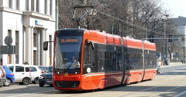 Solaris Tram i Pesa rywalizują o zamówienie dla Tramwajów Śląskich
