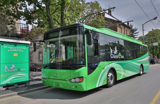 Wolimy wozić ludzi niż baterie, czyli autobus z superkondensatorem 