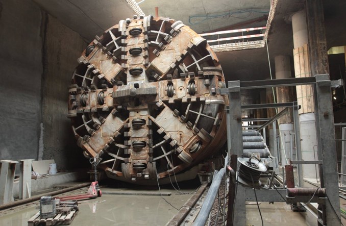 Metro na Pragę: Tarcza pracuje dobrze, już poza budynkami