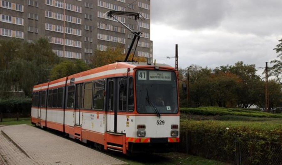 Pabianice zadłużają się na tramwaj i hybrydy Pabianice zadłużają się na tramwaj i hybrydy