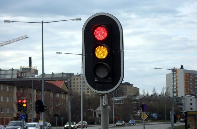 Jak korzystać z systemów sterowania ruchem?