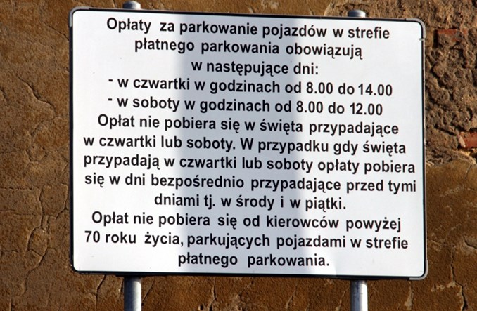 Środa Wlkp. kontra sąd. Parking płatny w soboty