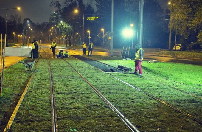 Warszawa: Długość zielonych torów tramwajowych wzrośnie do 25 km