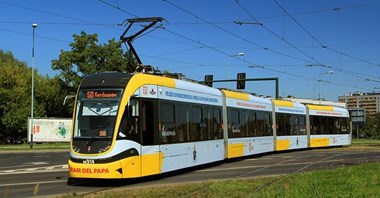 Wrocław. Biskupi kontra smog. Wzywają do jeżdżenia komunikacją miejską