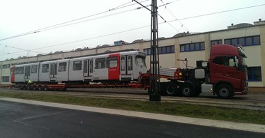 Kraków sprowadził następny tramwaj GT8S z Dusseldorfu