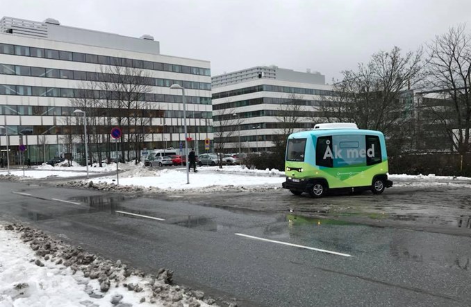Sztokholm. Autobus bez kierowcy jeździ po mieście. Będą kolejne