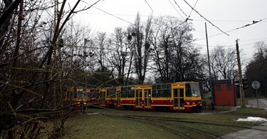 Łódź: Torowisko na Wojska Polskiego w złym stanie