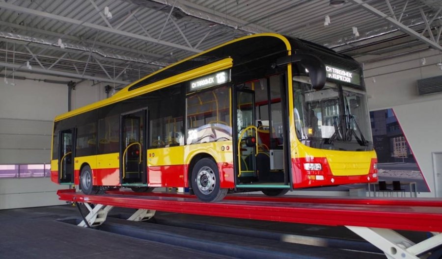 Warszawa. Hybrydy wyjeżdżają na ulice Warszawa. Hybrydy wyjeżdżają na ulice