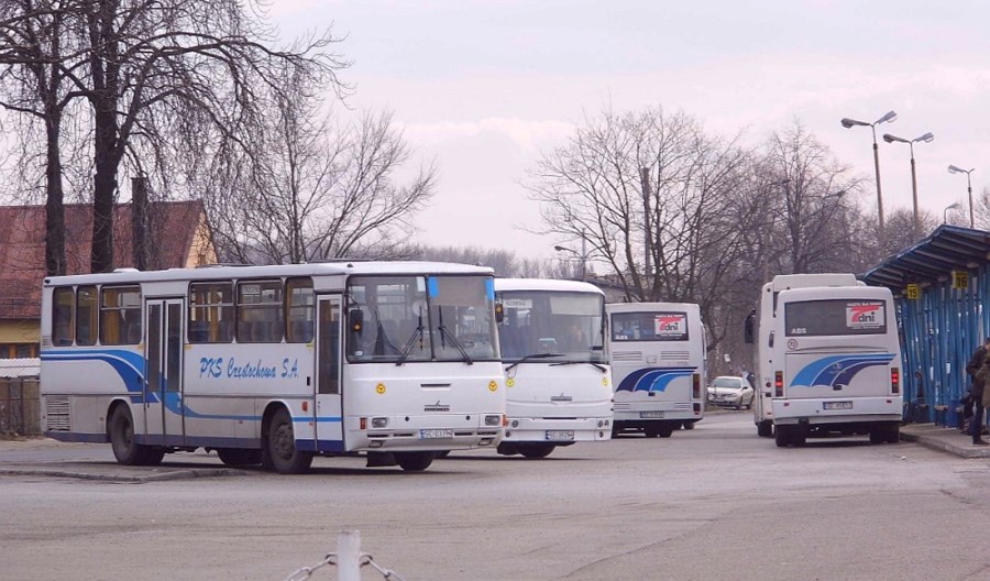 Komentarz. Odbudowa połączeń autobusowych musi być zaplanowana Komentarz. Odbudowa połączeń autobusowych musi być zaplanowana