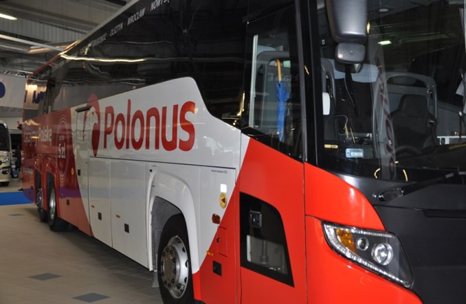 Polonus zawiesza część połączeń z powodu koronawirusa