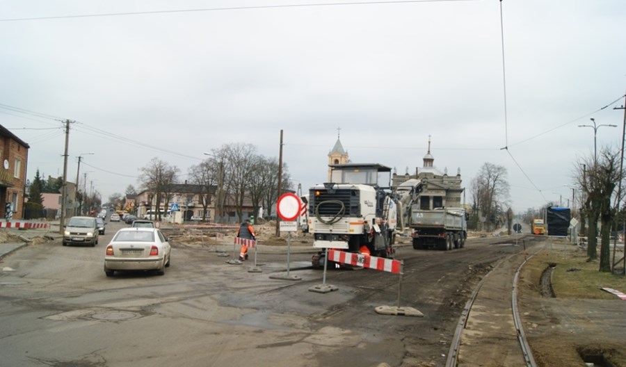 Ozorków: Kolejny przejazd tramwajowy zasypany Ozorków: Kolejny przejazd tramwajowy zasypany