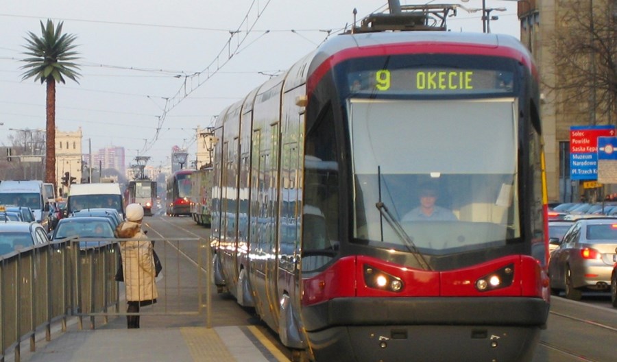 Nie wiadomo, kiedy do ruchu wrócą Tramicusy. Tramwaje Warszawskie czekają na Pesę Nie wiadomo, kiedy do ruchu wrócą Tramicusy. Tramwaje Warszawskie czekają na Pesę
