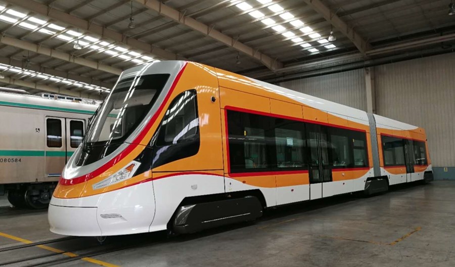 Chiny. CRRC zaprezentowało wysokogórski tramwaj dla Tybetu Chiny. CRRC zaprezentowało wysokogórski tramwaj dla Tybetu