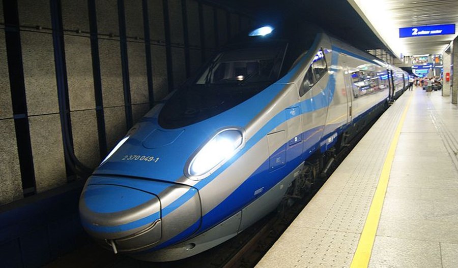Komentarz. Bilet na Pendolino kupiony na wieczność Komentarz. Bilet na Pendolino kupiony na wieczność