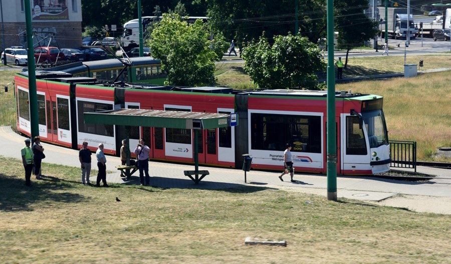 Poznań. Tramwaj w barwach pociągu Poznań. Tramwaj w barwach pociągu