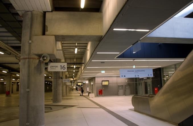 Łódź Fabryczna: Dlaczego przewoźnicy autobusowi omijają dworzec?