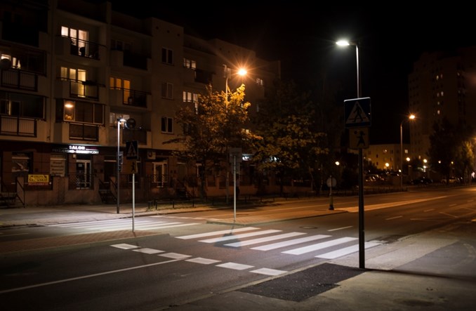 Warszawa. Setki przejść do doświetlenia. Rusza przetarg