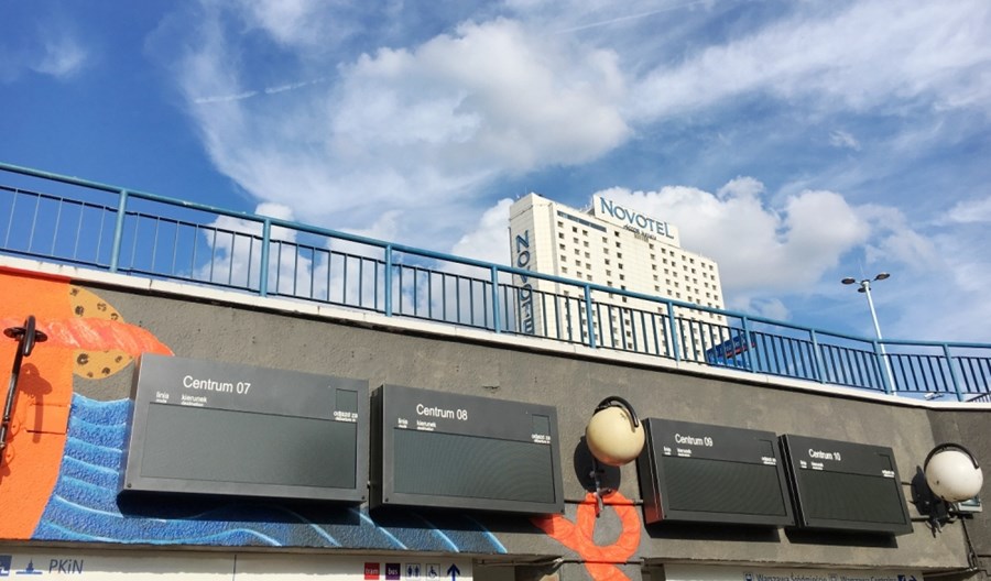 Warszawa: Patelnia z tramwajowymi ekranami. To pomysł mieszkańców Warszawa: Patelnia z tramwajowymi ekranami. To pomysł mieszkańców