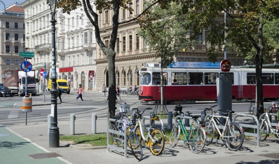 Wiedeń. Niemal połowa podróży rowerem lub pieszo Wiedeń. Niemal połowa podróży rowerem lub pieszo