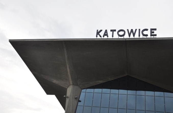 Katowice: PKP SA wymienią wiecznie niedziałające schody na dworcu