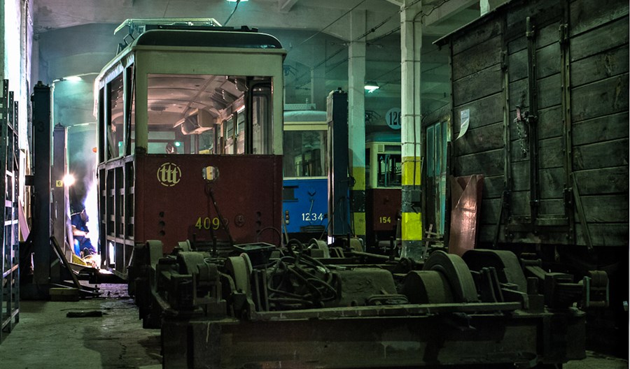 Łódź: Trwa remont historycznego zmodernizowanego 5N Łódź: Trwa remont historycznego zmodernizowanego 5N