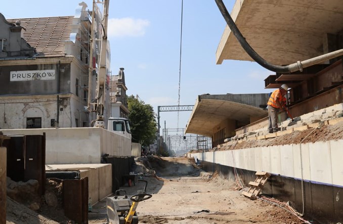 Pociągi KM i SKM w Pruszkowie dopiero w II poł. października