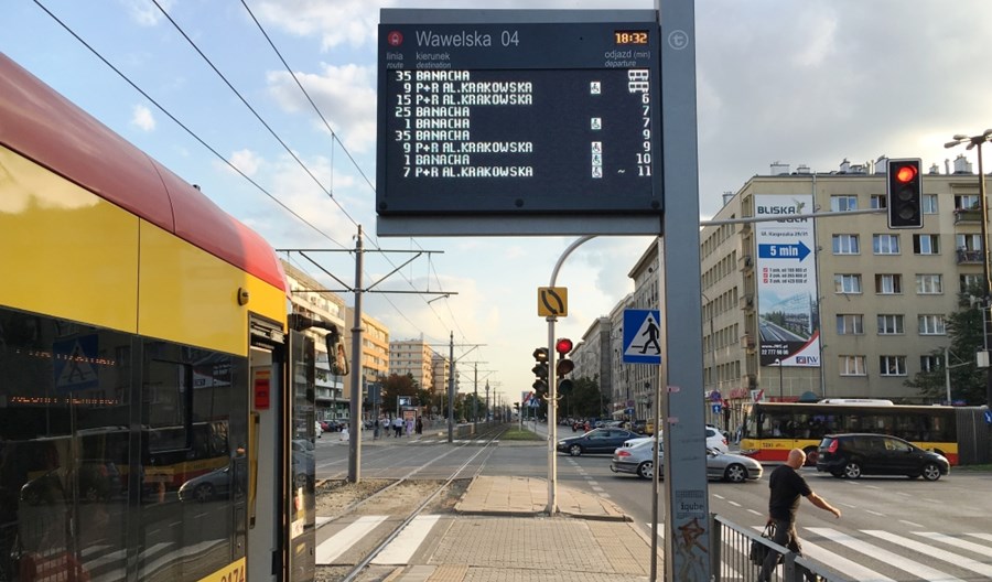 Tramwaje Warszawskie przestawiają się na białe ekrany Tramwaje Warszawskie przestawiają się na białe ekrany