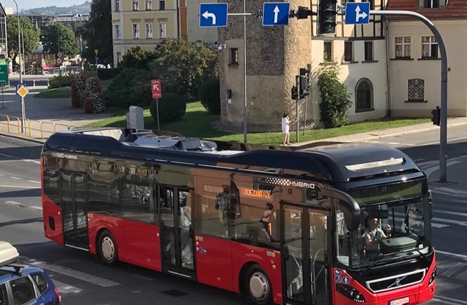 Jelenia Góra. Hybrydowe autobusy Volvo już dojechały