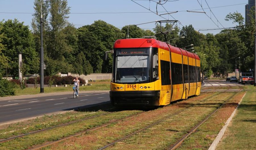 Warszawa: Powstaną eksperymentalne zielone torowiska – z budżetu obywatelskiego Warszawa: Powstaną eksperymentalne zielone torowiska – z budżetu obywatelskiego