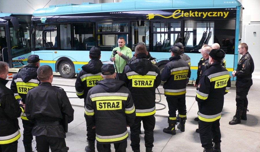 Solaris prowadzi szkolenia dla strażaków Solaris prowadzi szkolenia dla strażaków
